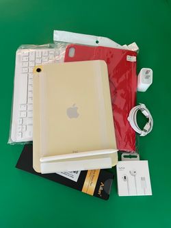 Apple ipad 10th Generation 256GB ( 2022 / 10.9” Display/ Yellow) with pen, keyboard and accessories