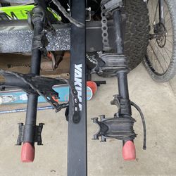 YAKIMA 3 BIKE HITCH MOUNT BICYCLE RACK