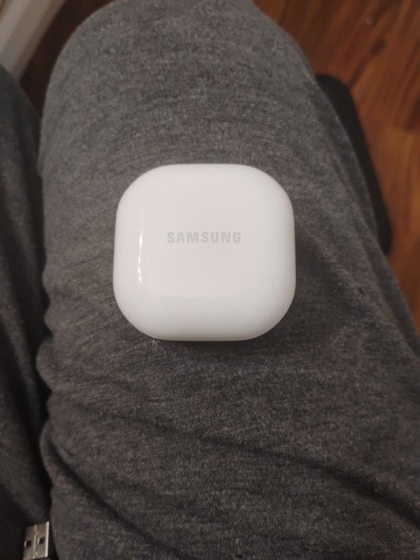 Samsung Galaxy Buds FE