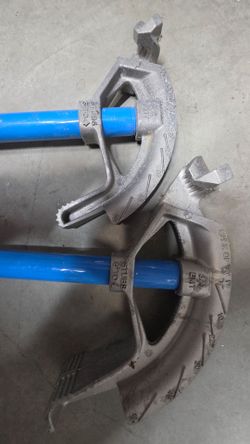3/4" and 1/2" conduit benders