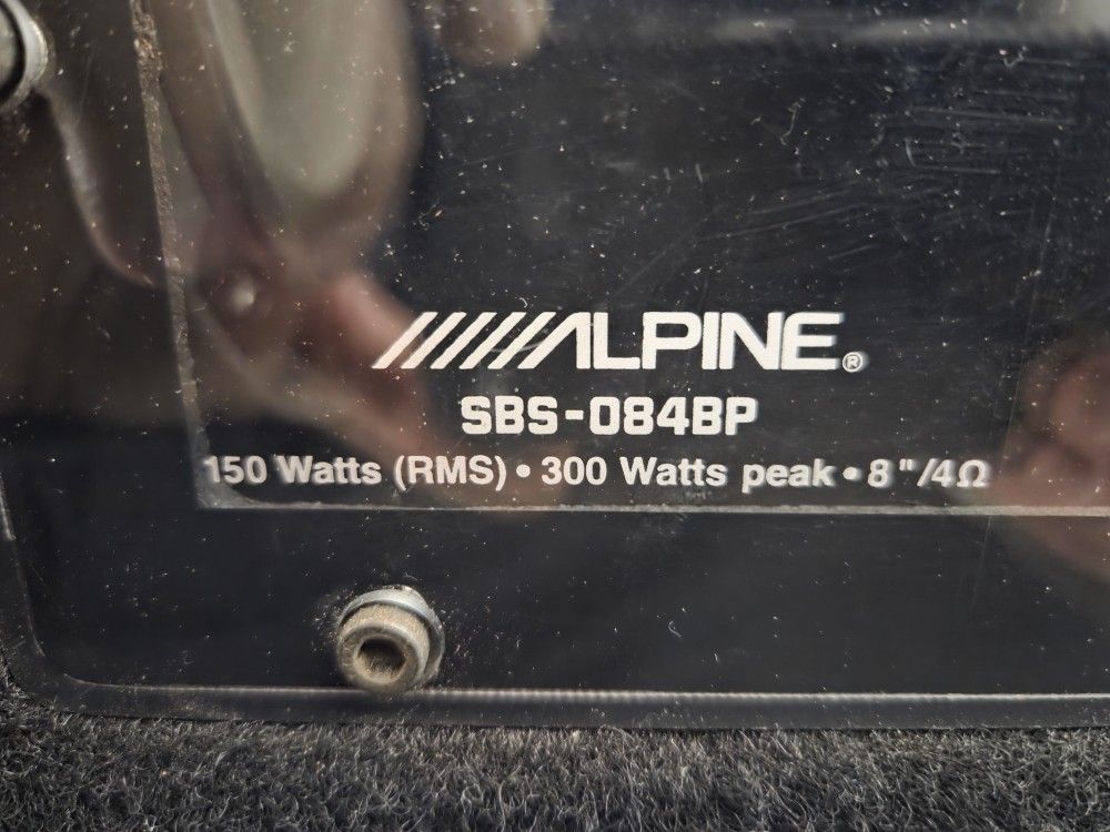 Speaker box with sub