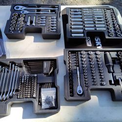 Husky 270 Piece Mechanics Tool Set With Build Out Trays