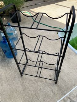 5 Gallon Water Bottle Holder 8 bottles