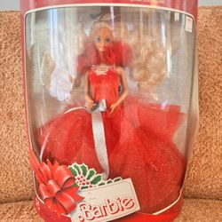 Happy Holiday 1988 Special Edition Barbie