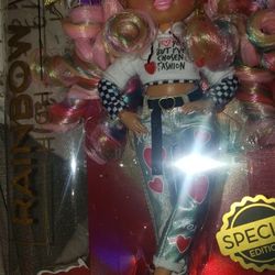 
Rainbow High Kia Hart Fashion Doll Love Hearts Red Premium Collector Doll w/ 2 Mix & Match Outfits