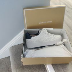 Michael Kors Shoes New