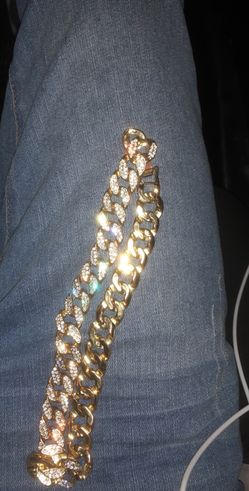 Gold chain need gone