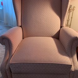 Ethan Allen Winged Back Chair