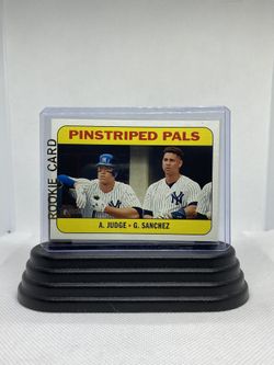Aaron Judge Topps 2018 “Pinstriped Pals” Rookie Card (183)