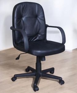 Black Task Chair – From $100 📦 Florida
