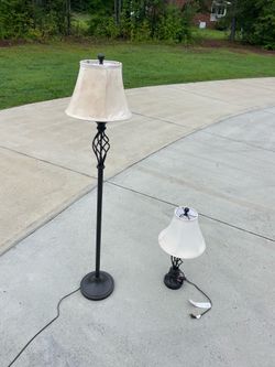 2 lamps