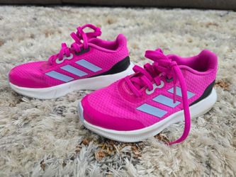 Kids Addidas Cloudfoam size 12