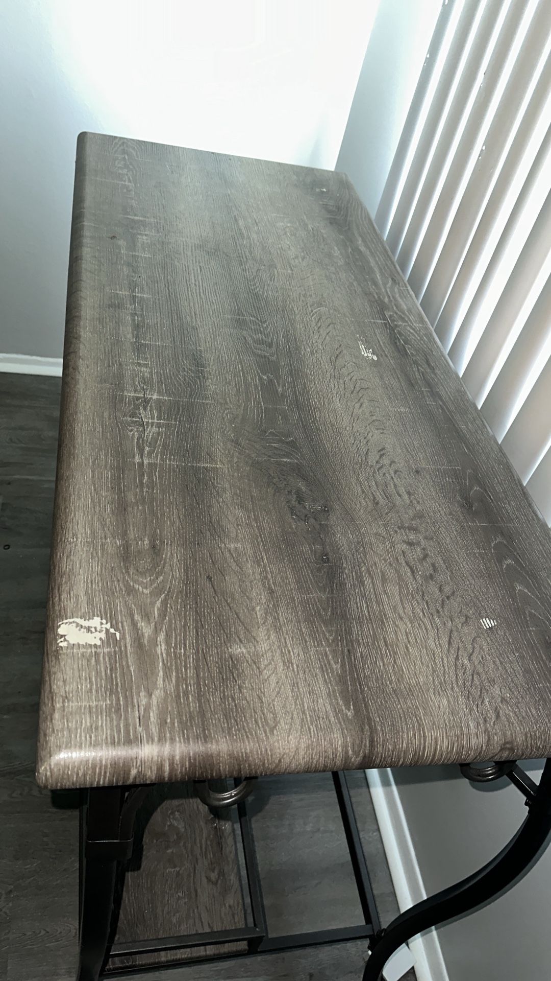 Bar Table
