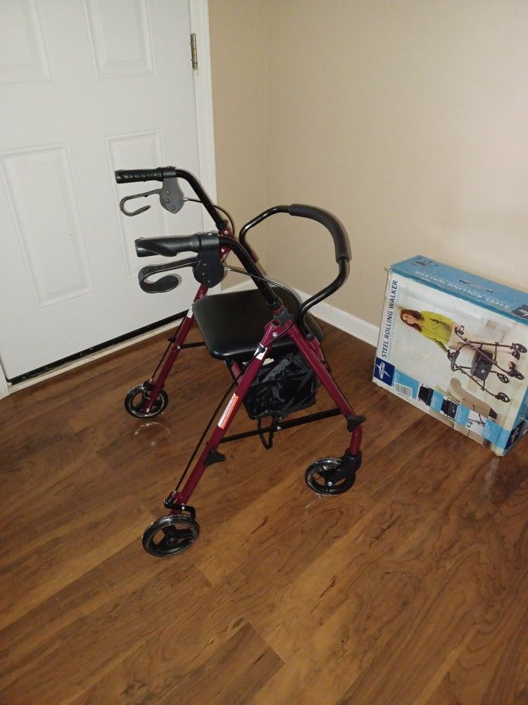 Medline Rollator With Seat