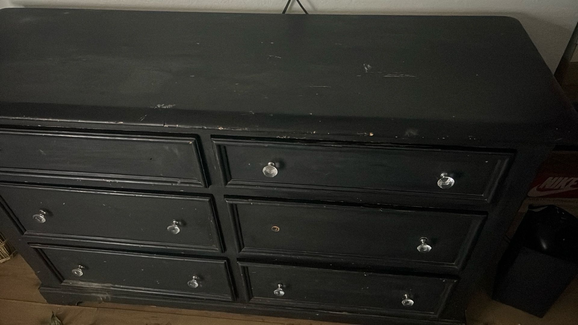 Chalk Black Dresser