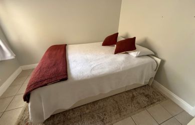 Queen bed