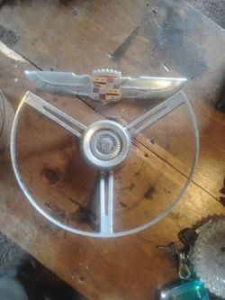 Cadillac  horn badge