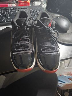 Nike Air Jordan 11 Retro Low Bred size 3y