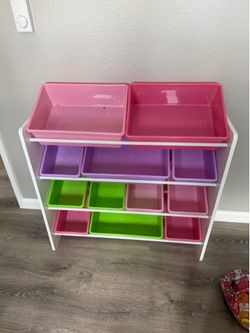 Toy storage bin