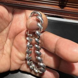 HEAVY SOLID  STERLING SILVER BRACELET SIZE 7.5 