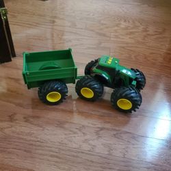 John Deer Toy Tractor 
