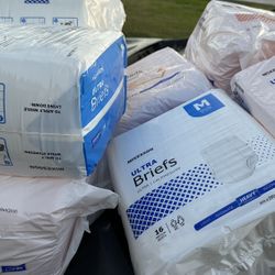 Pampers And Underpads 