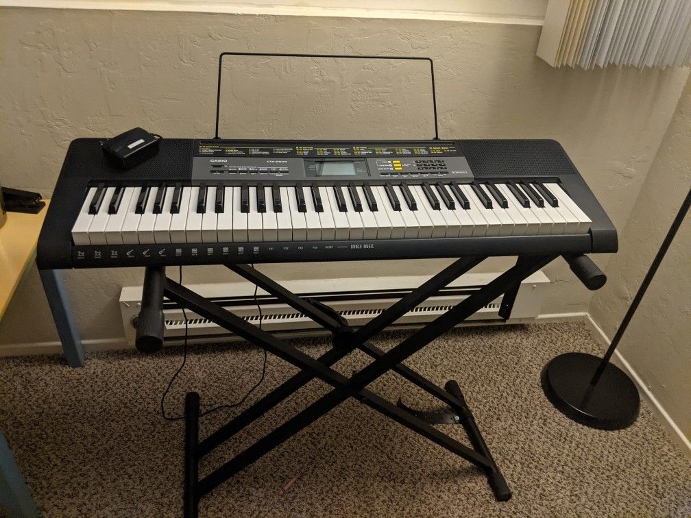 Casio CTK 2500 61 Key keyboard With Folding stand