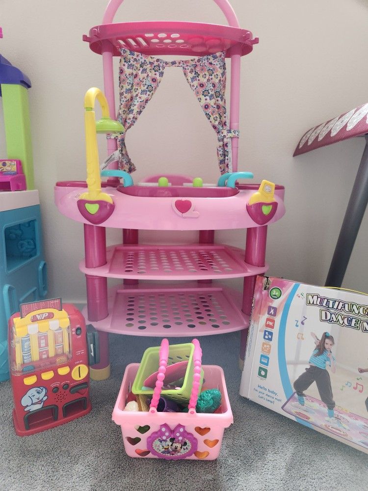 Kitchen Set, Multifunctional Dance Mat & Vending Machine Toys