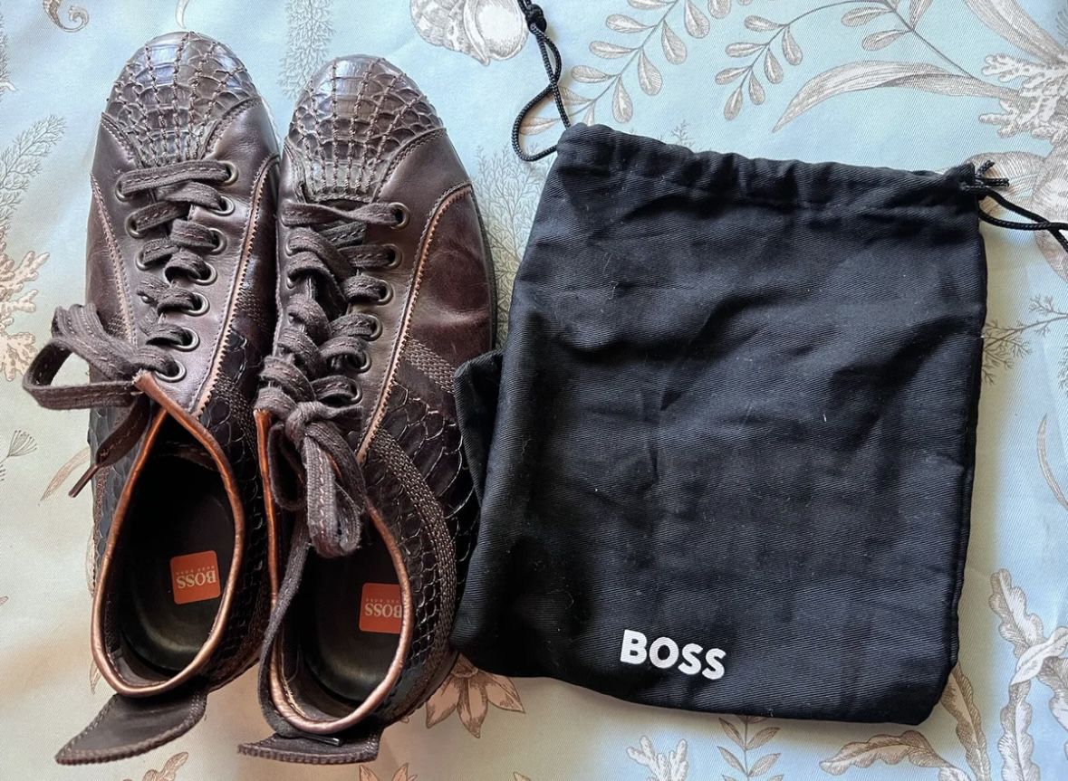 Hugo Boss Men’s Leather Sneakers Size 8