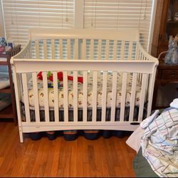 Baby crib 4 In 1 …Mattress & Decor Set &High Chair 