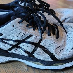 Asics Gel Kayano Running Shoes 9.5 Wide