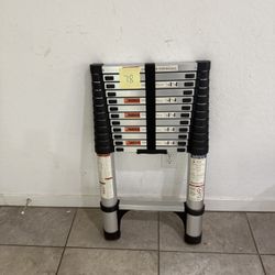 Premium Branded Heavy duty Telescopic Ladder - 12.5 Feet -  L78