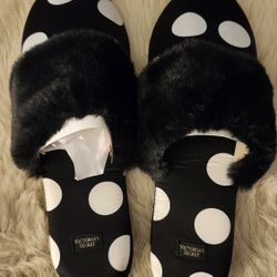 $20 Brand New Large  Victoria Secrets Black And White Polka Dot Slippers 