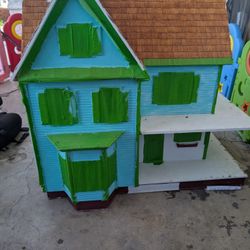 Doll House 