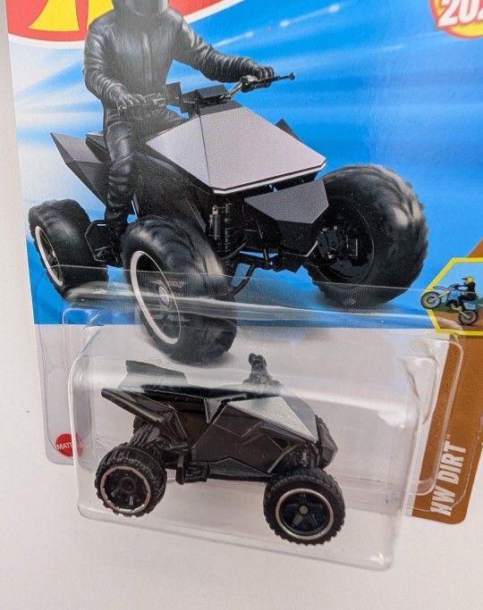 TESLA CYBERQUAD HOT WHEELS