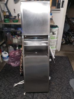 Stainless Bathroom Fixture 