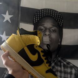 Nike dunk high “Pollen”