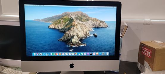 Late 2013 Imac 21.5"with 1TB Solid State Hd, 16GB RAM, 1GB GPU