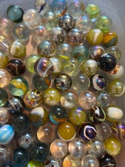 100 assorted marbles