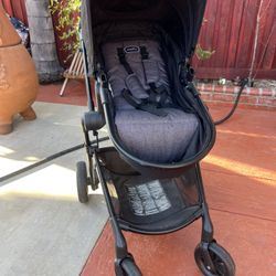 Evenflo Pivot Travel Stroller