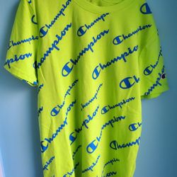 NWT Champion t-shirt size L