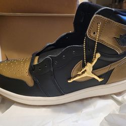 Jordan 1 Retro Black Gold