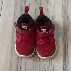 Toddler Nike Shoes Size 4