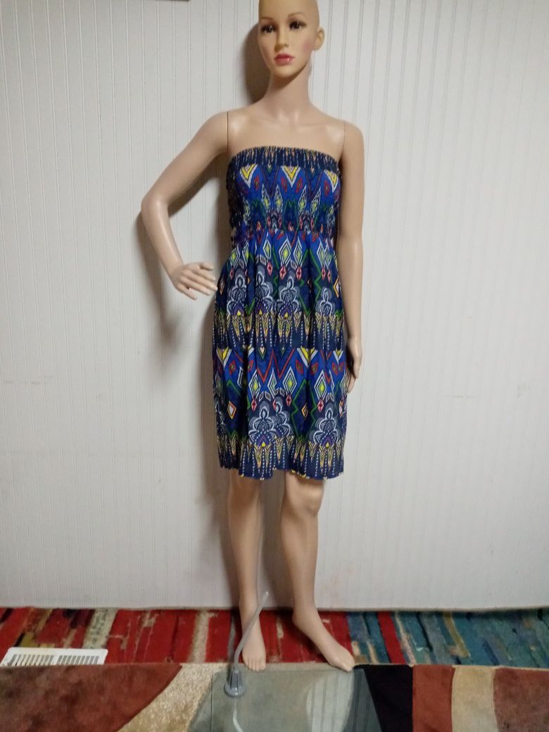 MANNEQUIN $65( CLOTHING, Beauty AND HEALTH)