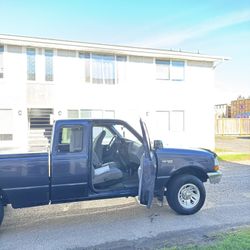 1999 Ford Ranger XLT 5-Speed