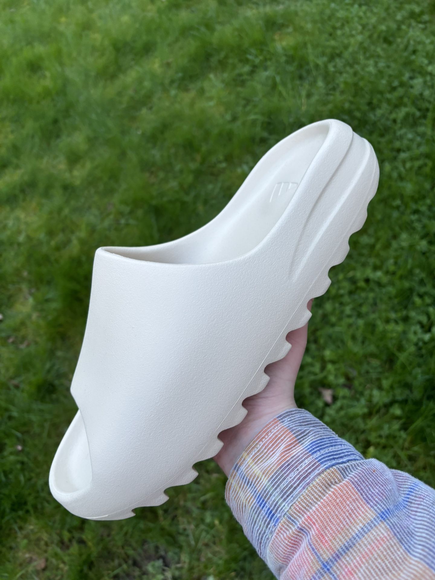 Yeezy Slide Bone