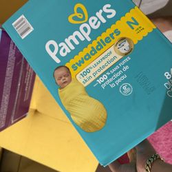 Pampers Swaddlers newborn 