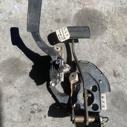 2008 Chevy Avalanche 5.3 Brake Break Pedal Peddle