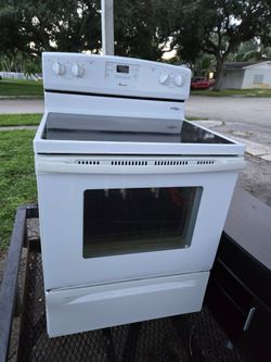 30" wide Armana glass top oven