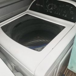 WHIRLPOOL WASHER/Dryer SET (MUST GO)